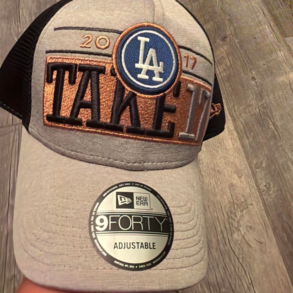 New Era 9FORTY LA Dodgers Take 17 cap with LA logo and 'TAKE 17'